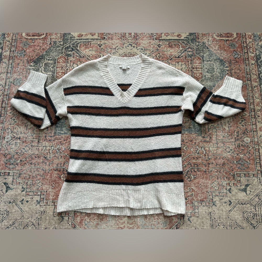 AMERICAN Eagle Waffle Knit V-Neck Sweater/Size Small